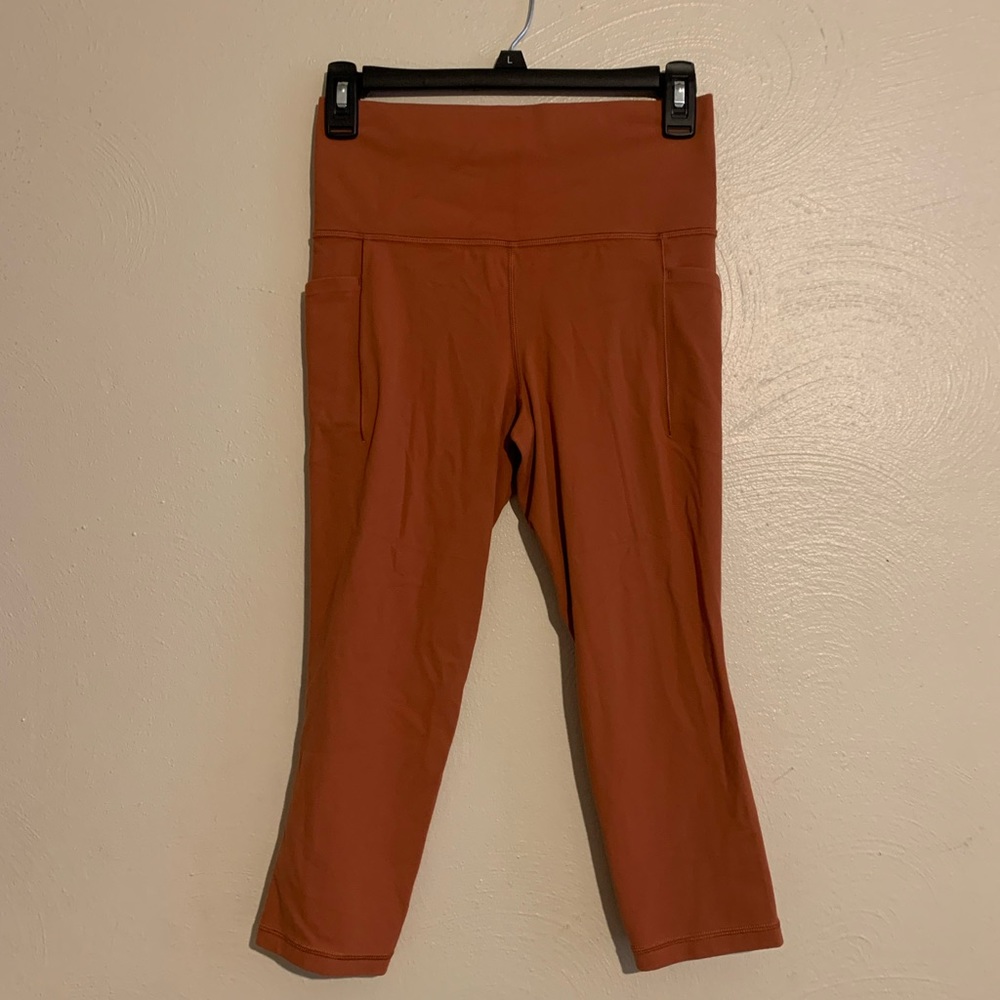 Athleta Salutation Stash Pocket Crop Tights orange - Picture 3 of 8